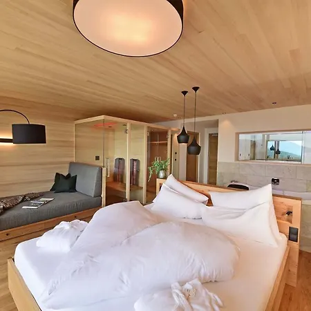 Tratterhof Mountain Sky 4*