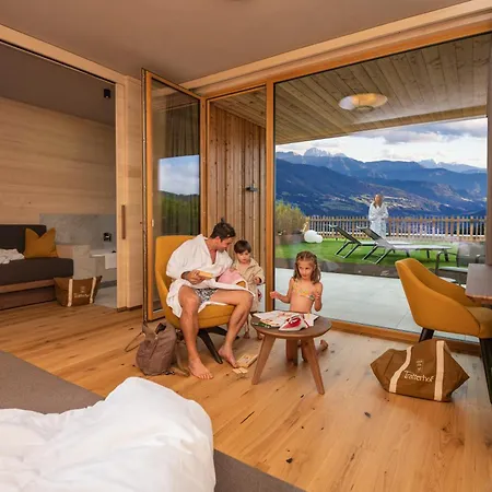 Hotel Tratterhof Mountain Sky 4*