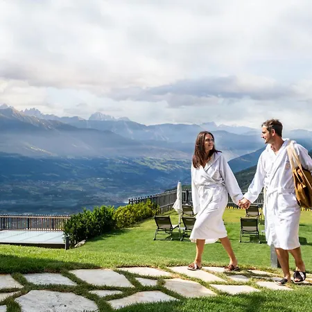 Hotel Tratterhof Mountain Sky 4*